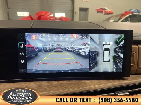 Used 2025 Hyundai Santa Fe Limited AWD/4WD image 46