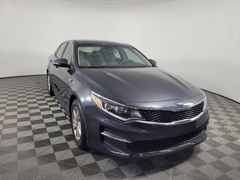 Used 2017 Kia Optima LX FWD image 13