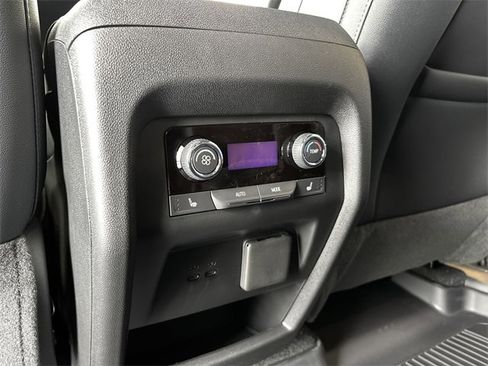 New 2026 Chevrolet Traverse High Country image 21