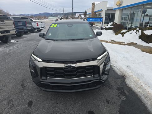 New 2026 Chevrolet Equinox ACTIV w/ LPO, Floor Liner Package image 9