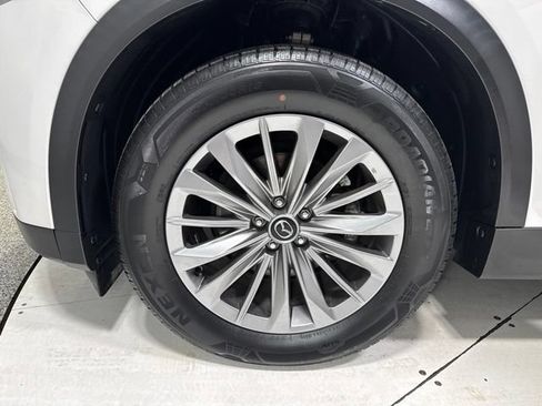 Used 2024 MAZDA CX-90 3.3 Turbo w/ Preferred Package AWD/4WD image 9