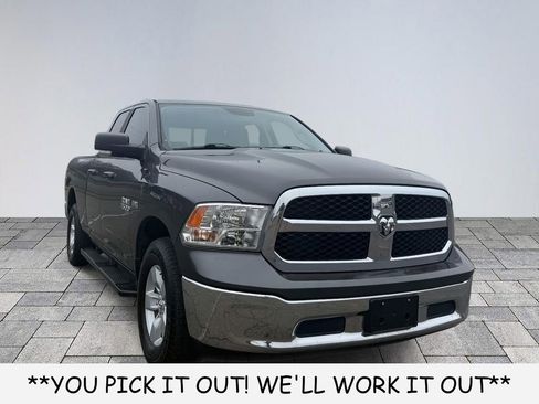 Used 2019 RAM 1500 Classic SLT w/ Luxury Group image 1