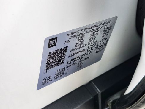 Used 2025 Chevrolet Tahoe Z71 w/ Z71 Off-Road Package image 34