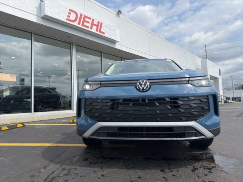 New 2026 Volkswagen Tiguan SE AWD/4WD image 12