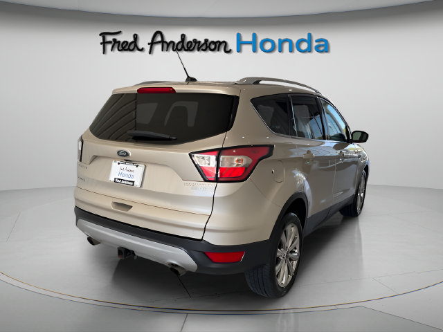Used 2017 Ford Escape Titanium FWD image 4