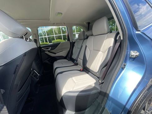 Used 2019 Subaru Forester Limited AWD/4WD image 22