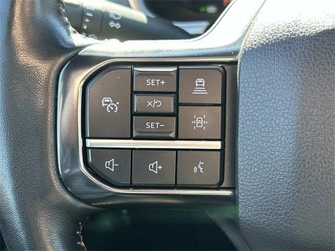 Certified 2022 Ford F150 Platinum w/ Equipment Group 701A High image 32