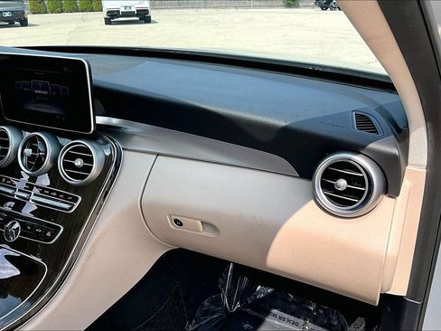 Used 2016 Mercedes-Benz C 300 4MATIC Sedan image 27