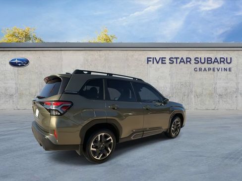 Used 2025 Subaru Forester Limited AWD/4WD image 8