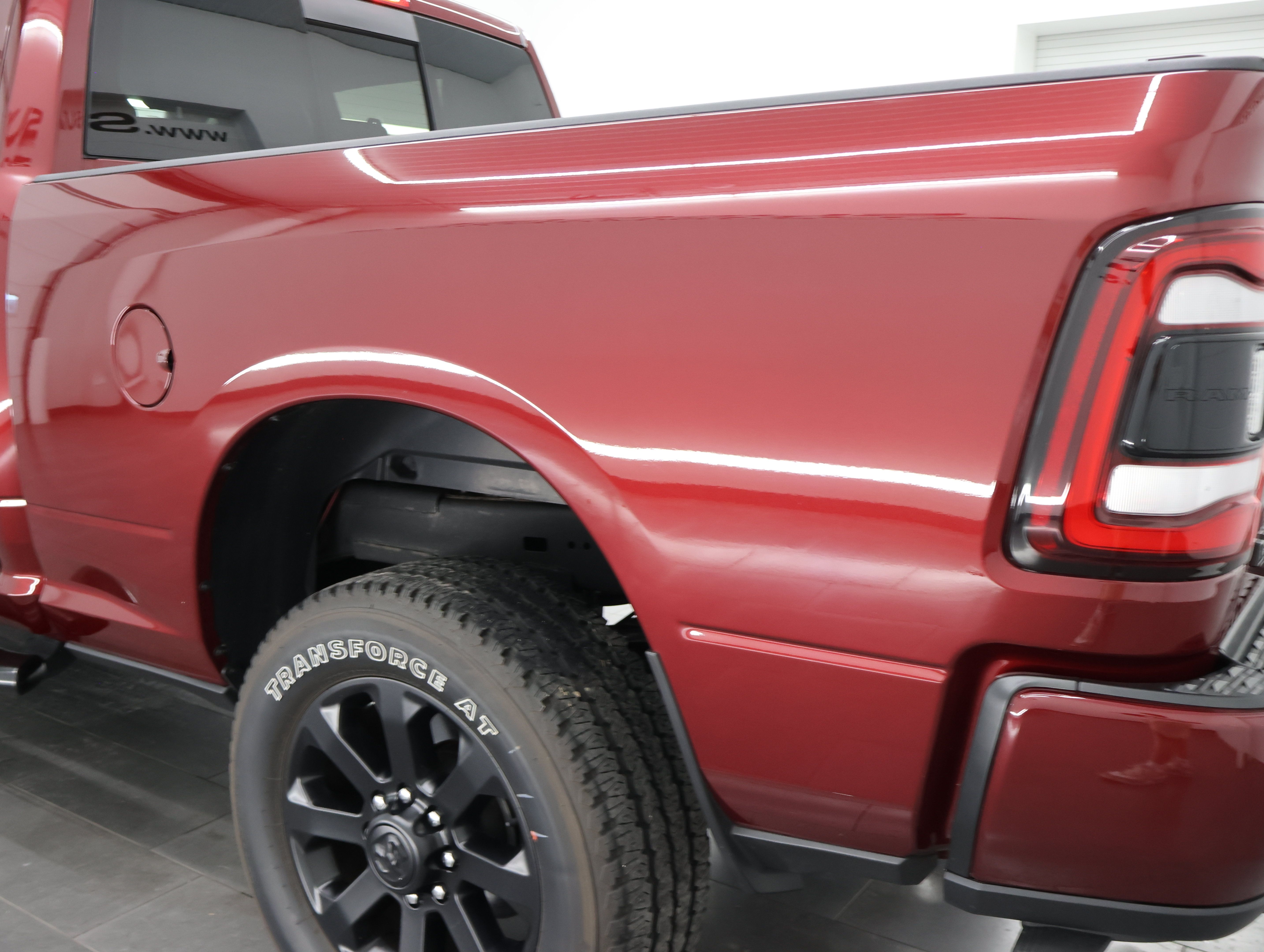 Used 2024 RAM 2500 Laramie w/ Night Edition AWD/4WD image 32