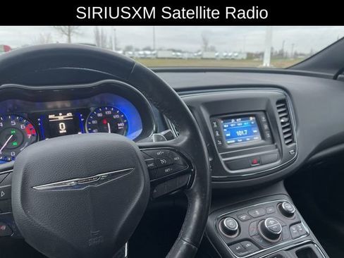 Used 2015 Chrysler 200 S w/ Comfort Group image 13