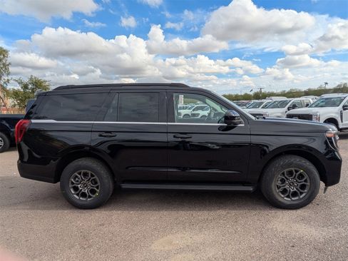 New 2026 Ford Expedition XL image 8