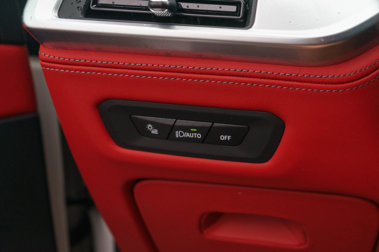 Used 2024 BMW X5 M Competition AWD/4WD image 25