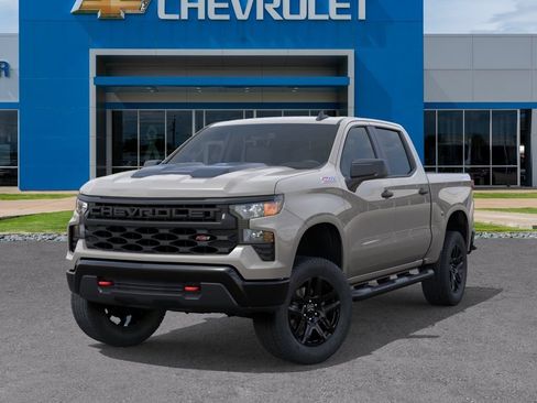 New 2026 Chevrolet Silverado 1500 Custom Trail Boss w/ LPO, Dark Essentials Package AWD/4WD image 6