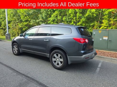 Used 2012 Chevrolet Traverse LT FWD image 7