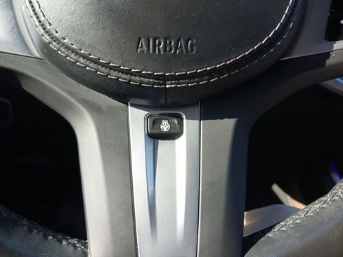 Used 2022 BMW X7 M50i image 28