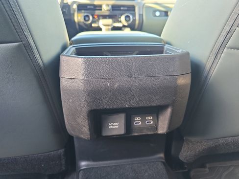 Used 2025 Toyota Tacoma Trailhunter w/ Tow Tech Package image 18