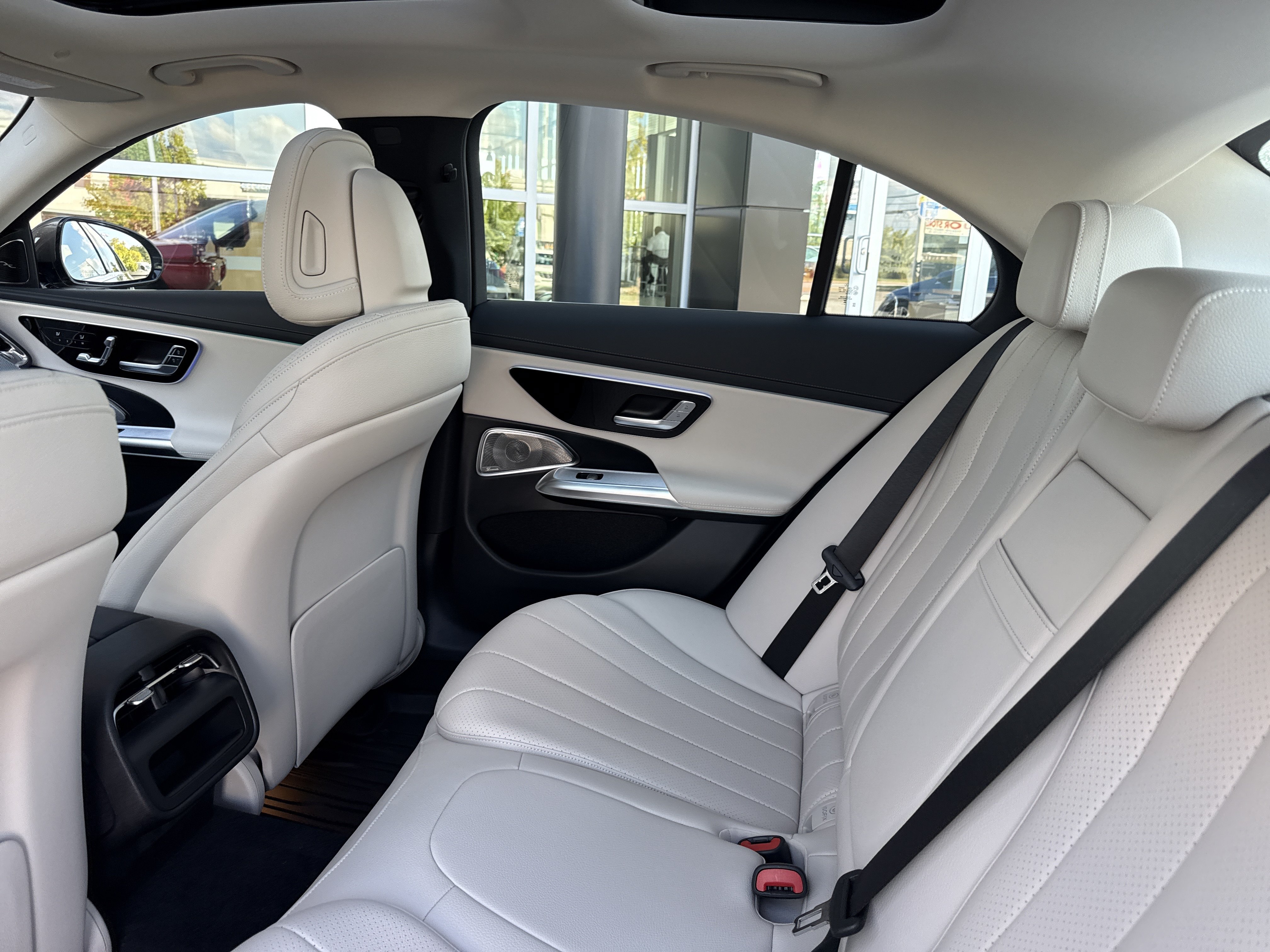 Certified 2025 Mercedes-Benz E 350 Sedan image 24