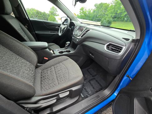 Used 2024 Chevrolet Equinox LT AWD/4WD image 24