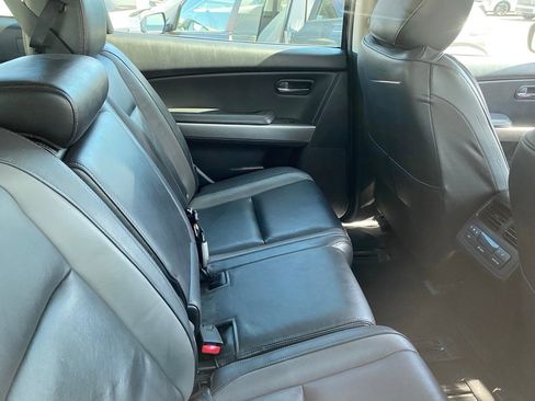 Used 2012 MAZDA CX-9 Grand Touring w/ Moonroof & Bose Audio Pkg image 8