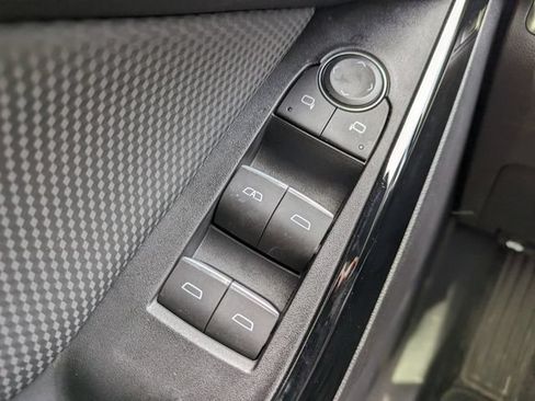 Used 2025 Chevrolet Equinox RS w/ Safety and Technology Package FWD image 21