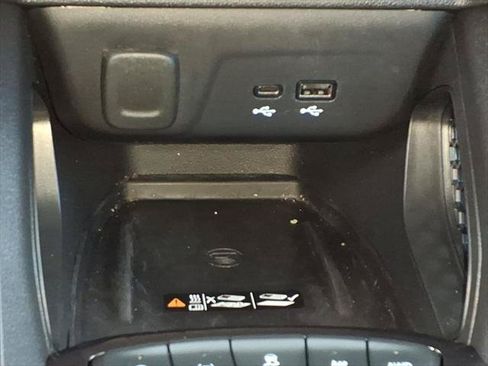 Used 2024 Chevrolet TrailBlazer RS w/ Convenience Package AWD/4WD image 23