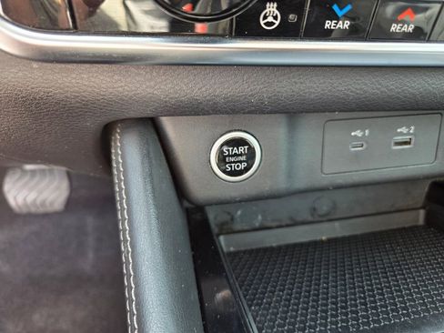 Used 2021 Nissan Rogue SL FWD image 27