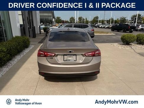 Used 2022 Chevrolet Malibu LT FWD image 7