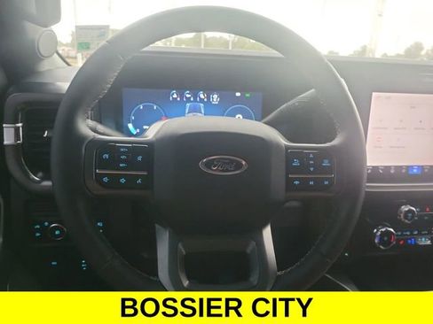 Used 2026 Ford F250 Lariat w/ Chrome Package AWD/4WD image 11