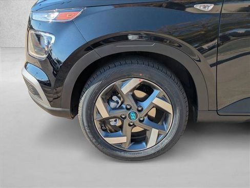 New 2026 Hyundai Venue SEL image 10