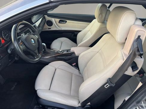 Used 2011 BMW 335i Convertible RWD image 22