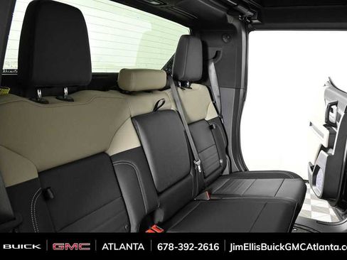 New 2026 GMC Hummer EV 4x4 Crew Cab image 22