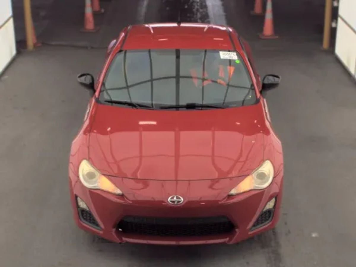 Used 2013 Scion FR-S RWD image 2