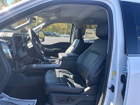 New 2026 Ford F350 Lariat w/ Chrome Package image 17