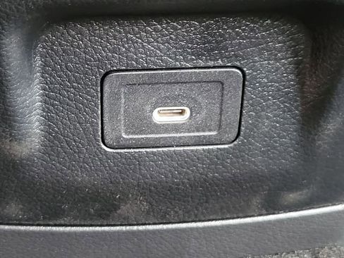 Certified 2025 Mercedes-Benz CLA 250 4MATIC image 30