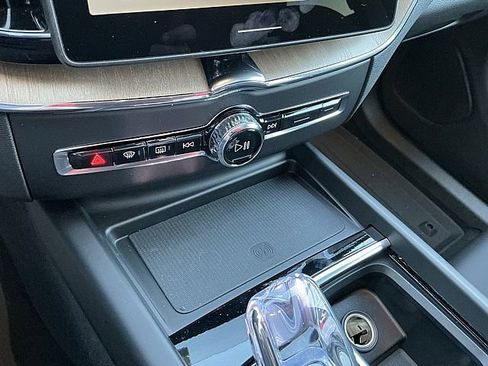 New 2026 Volvo XC60 T8 Plus w/ Protection Package Premier image 18