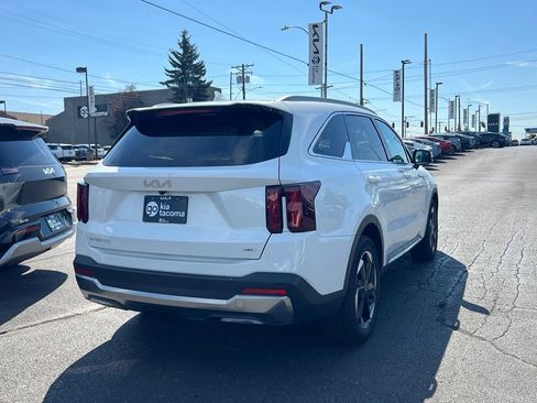 Certified 2025 Kia Sorento EX w/ EX Panoramic Sunroof Package AWD/4WD image 5
