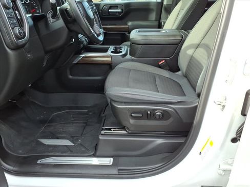 Used 2019 Chevrolet Silverado 1500 LT Trail Boss image 12