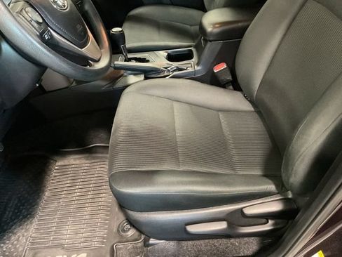 Used 2018 Toyota RAV4 LE w/ All Weather Liner Package FWD image 10