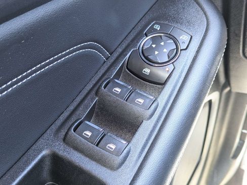 Used 2022 Ford Edge Titanium AWD/4WD image 30
