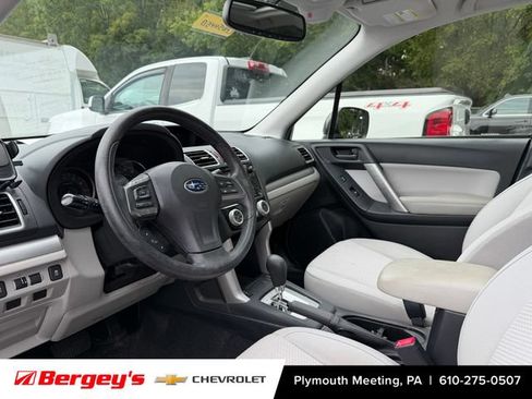 Used 2016 Subaru Forester 2.5i Premium AWD/4WD image 3