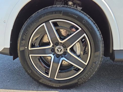 New 2026 Mercedes-Benz GLC 300 4MATIC image 9