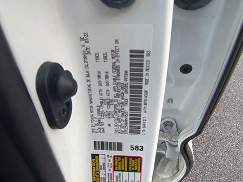 Used 2022 Toyota Tacoma TRD Off-Road image 26