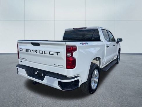 Used 2023 Chevrolet Silverado 1500 Custom image 5