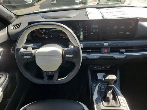 New 2026 Kia K4 GT-Line image 17