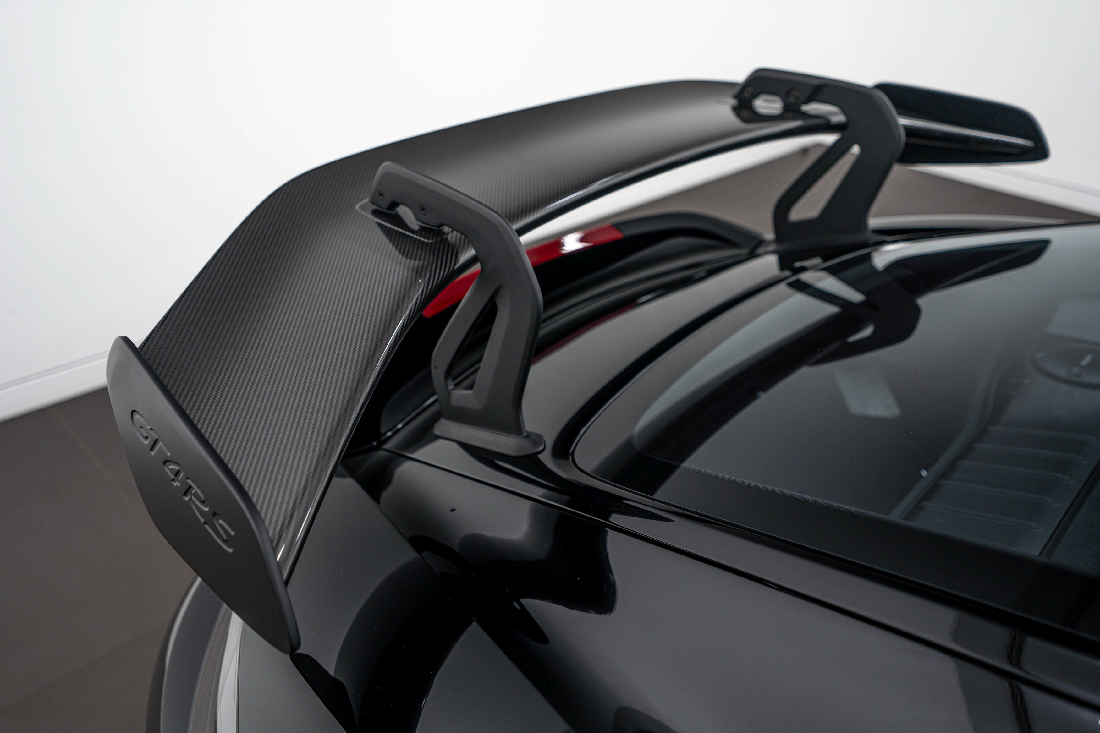Certified 2023 Porsche 718 Cayman GT4 RS RWD image 28