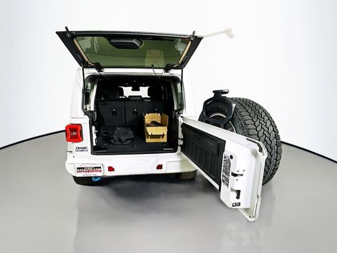 Used 2024 Jeep Wrangler High Altitude image 33