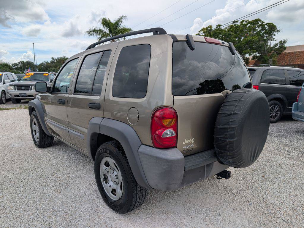 Used 2003 Jeep Liberty Sport AWD/4WD image 5