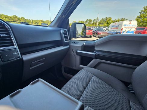 Used 2018 Ford F150 XLT w/ Equipment Group 301A Mid AWD/4WD image 11