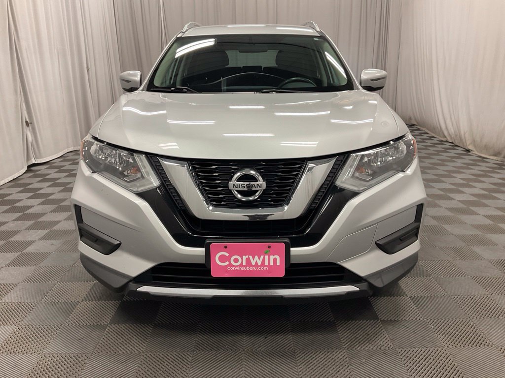 Used 2017 Nissan Rogue SV FWD image 12